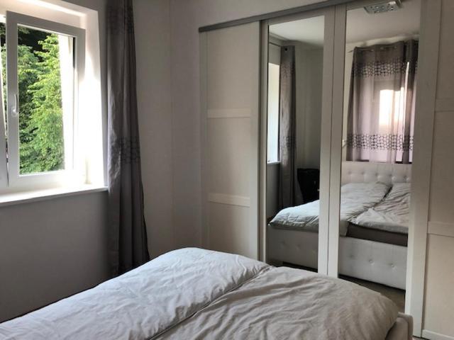 Velden View Ferienwohnung Mit Grosser Sonnenterrasse Und See- Und Karawankenblick Velden am Woerthersee Luaran gambar